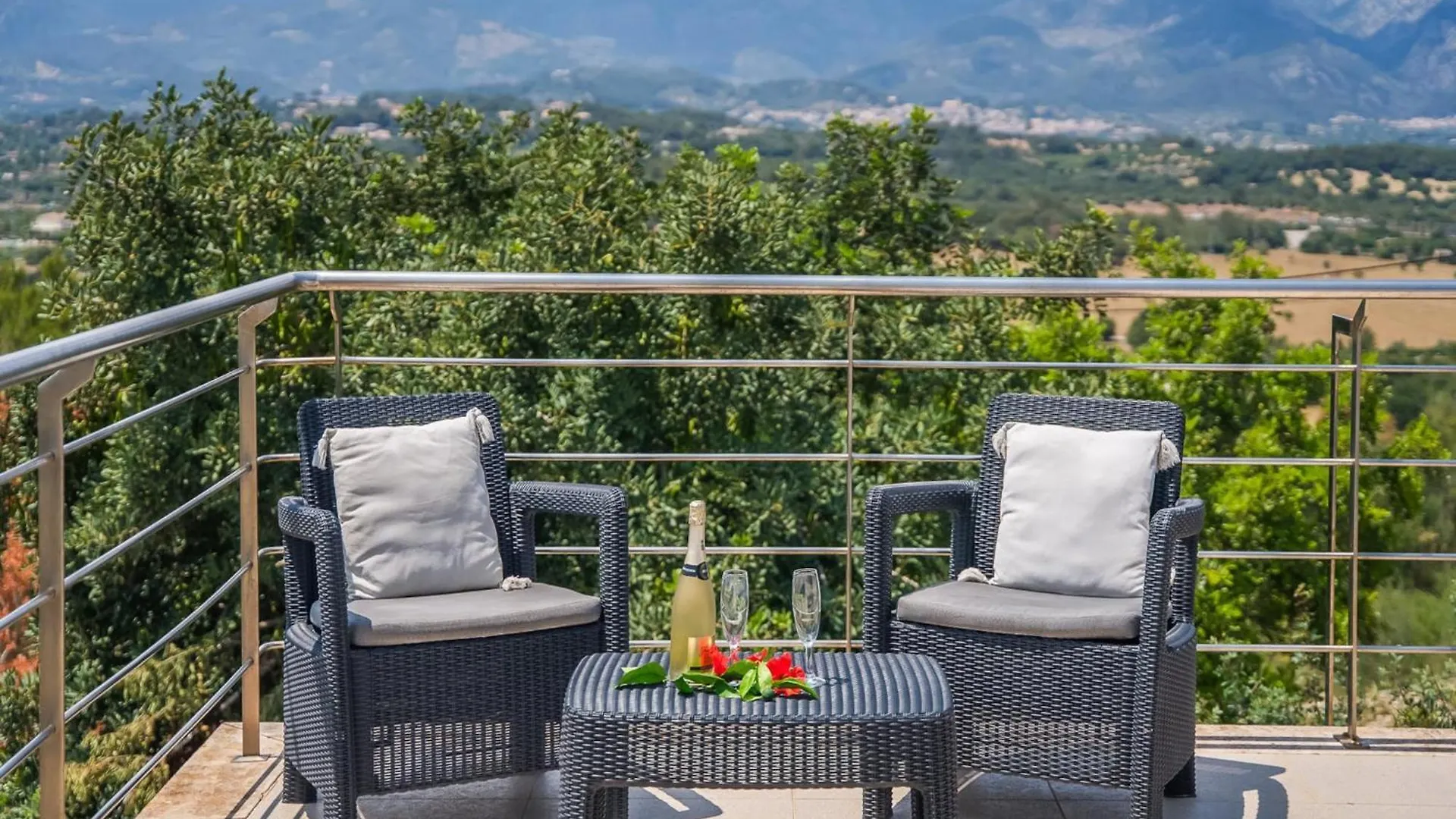 Ferienhaus Finca With Panaromic Views In Mallorca Spanien